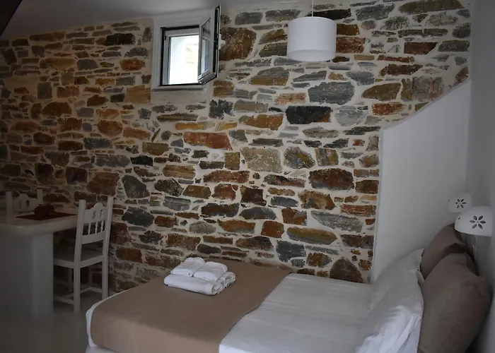 Peristerionas Tínos